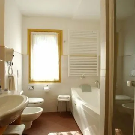 Hotel Nivis Folgarida